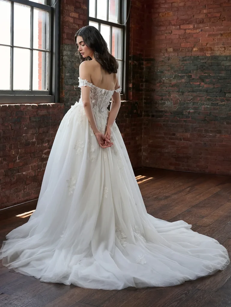 15917 Ivory Nude