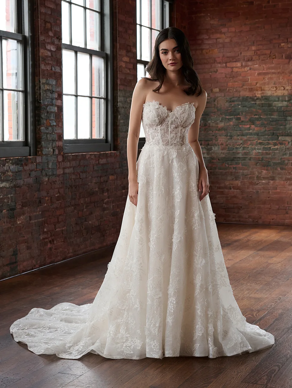 15921 Ivory Nude