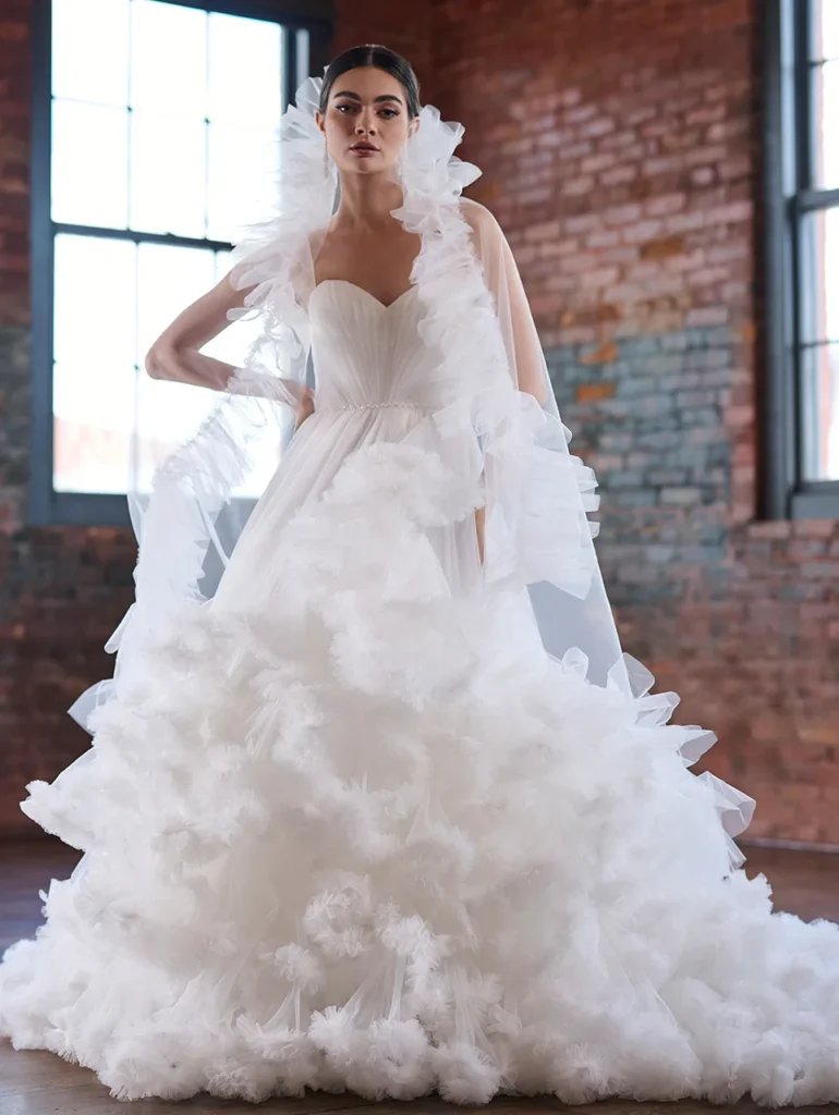 15922 Ivory