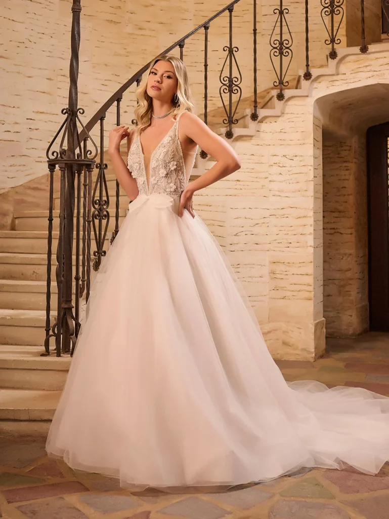 15928 1 Ivory Pale Blush Nude Silver
