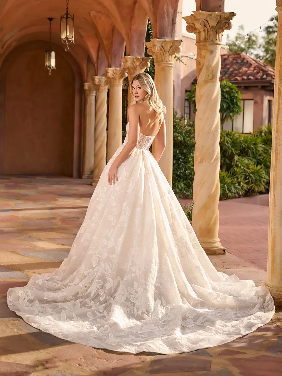 15935 2 Ivory Pale Blush Nude
