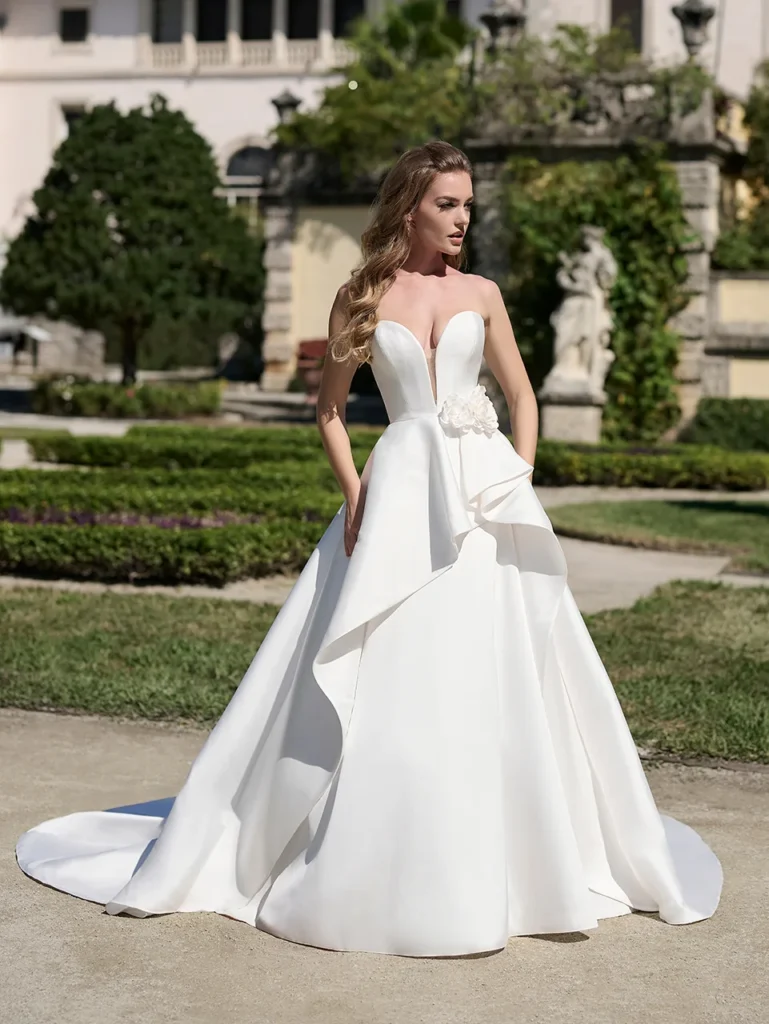 31333 1 Ivory Nude